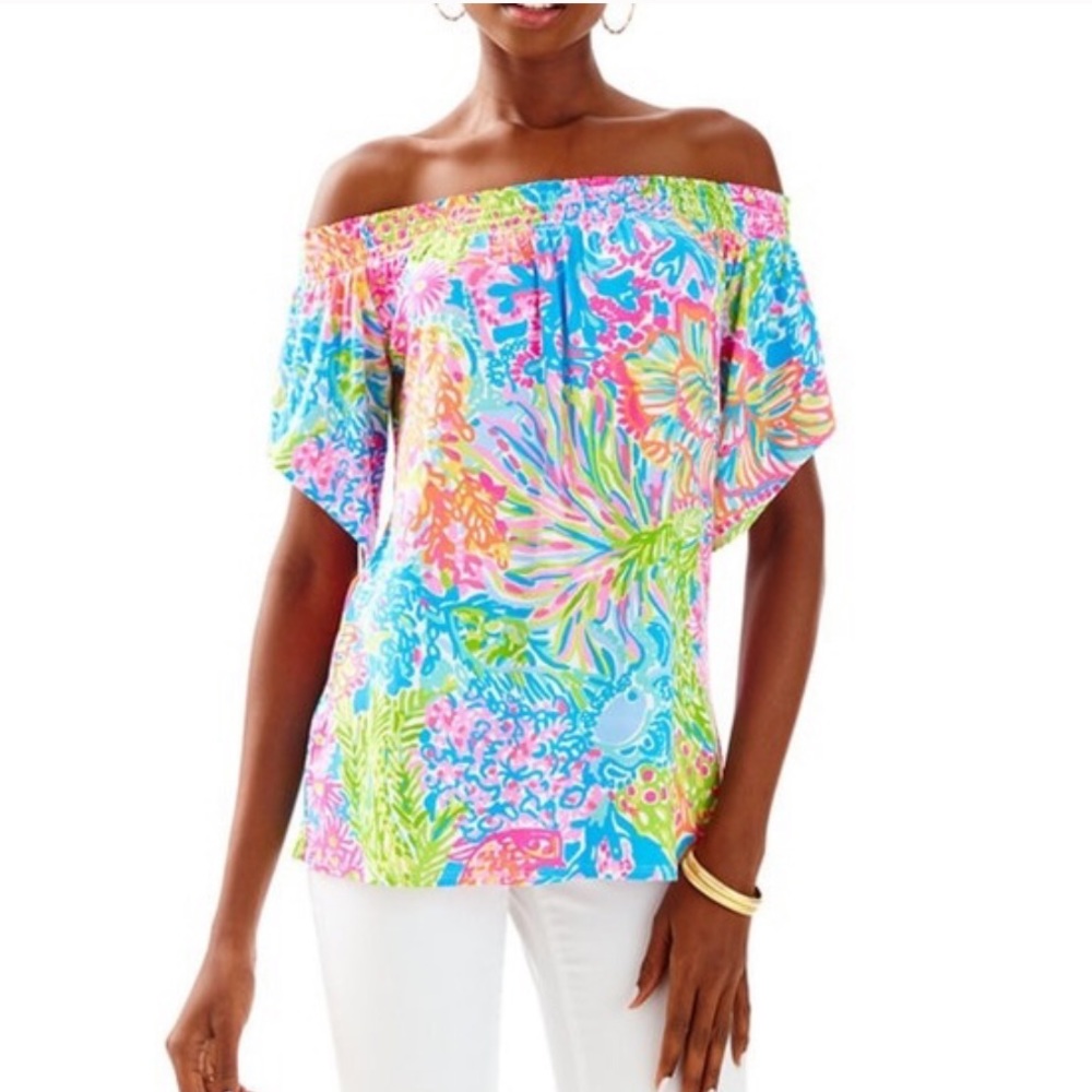 Lilly Pulitzer Almeria Top in More Lovers Coral